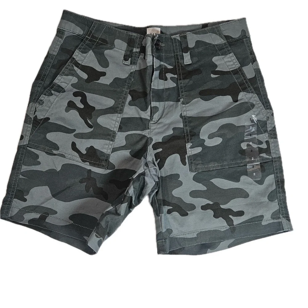 Gap Shorts Womens 2 Camo‎ 5 Inch Inseam Stretch Cotton Utility Patch Pockets NEW